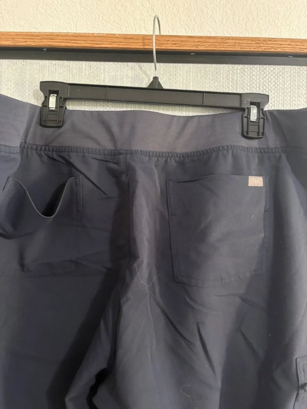 FIGS Charcoal Scrub Set V-Neck Top Zamora Joggers XXL Petite